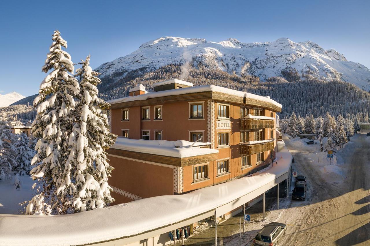 Hotel Corvatsch - Web Check-In Сейнт Мориц Екстериор снимка