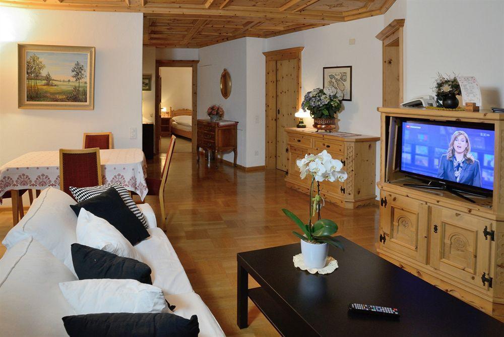 Hotel Corvatsch - Web Check-In Сейнт Мориц Екстериор снимка